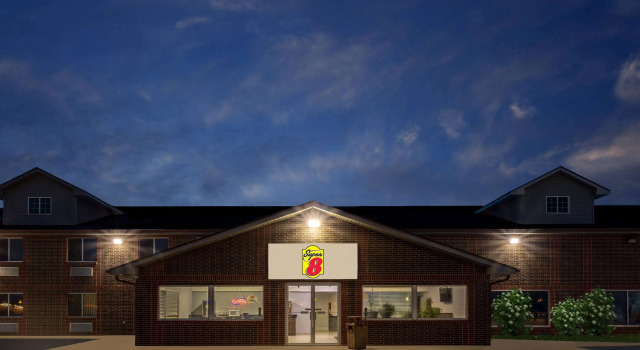 Super 8 by Wyndham Missouri Valley, Rezerwuj Hotel Hotele w Iowa z basenem, Basen