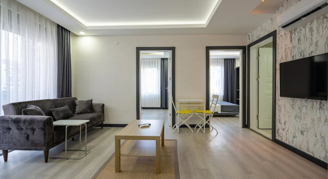 Семейный люкс с балконом Eluxio Suite Hotel