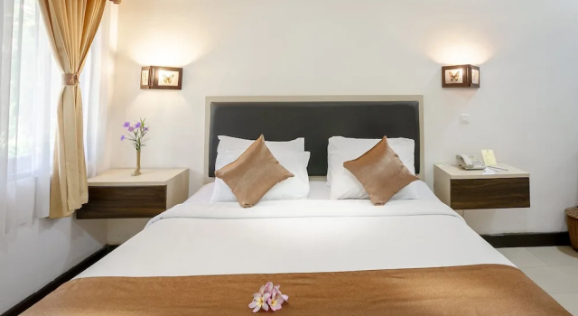 Двухместный люкс с балконом Lombok Garden Hotel