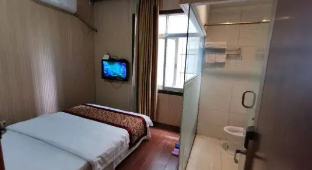 Shuangxi Hotel