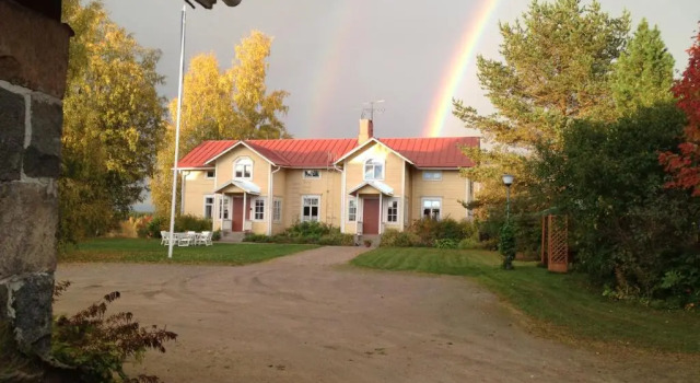 Hyvölän Talo, Book Hotel Hoteller i Etseri med parkering, Parkering