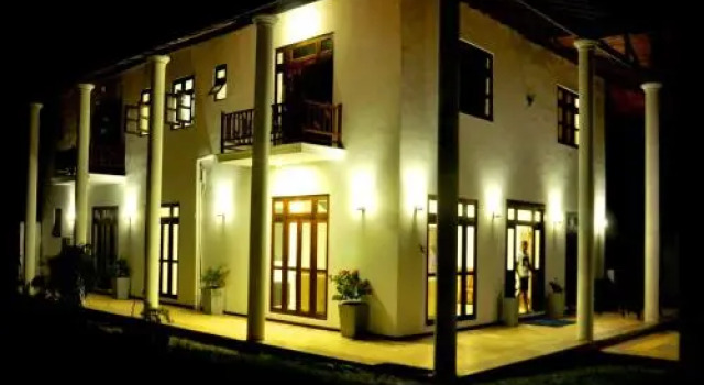 Villa 234, Забронировать Вилла Отели Оваканда с парковкой, Парковка
