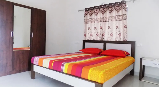 CasaMelhor Serene Stay With Pool CM085, Rezerwuj Hotel Hotele w North Goa z parkingiem, Parking
