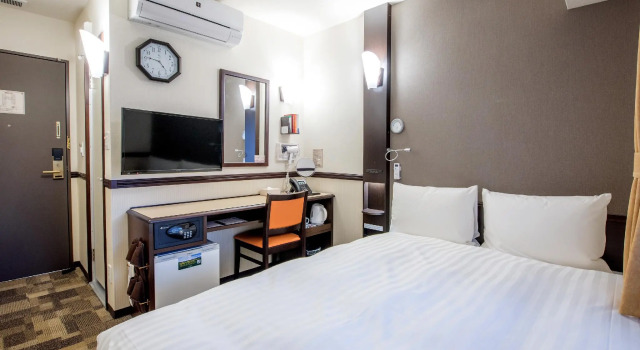Двухместный номер Economy Toyoko Inn Shin-Osaka-eki Higashi-guchi