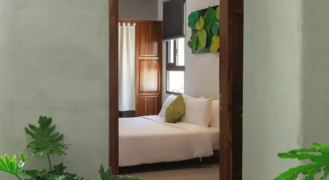Номер Deluxe TA Hue Boutique Hotel