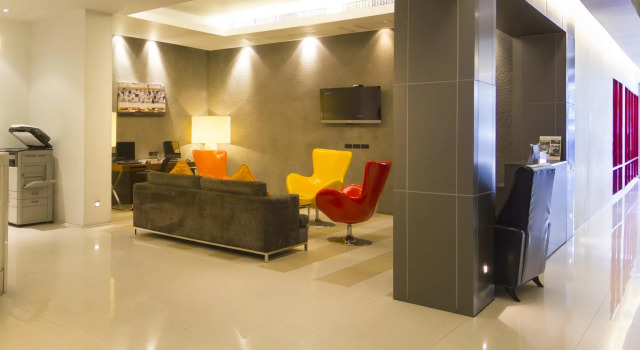 The Legacy Hotel Nana Sukhumvit, Aspira Collection, Забронировать Отель Ваттана Бангкок, рядом с Развлекательный центр Nana Plaza