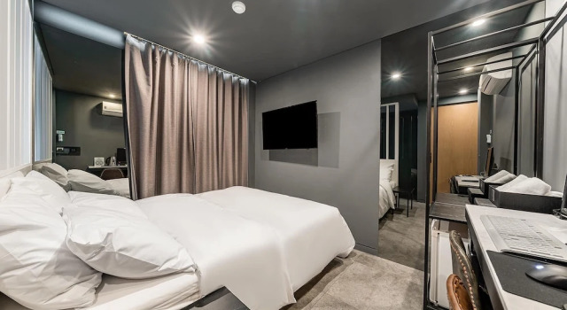 Shinchon Wol Hotel