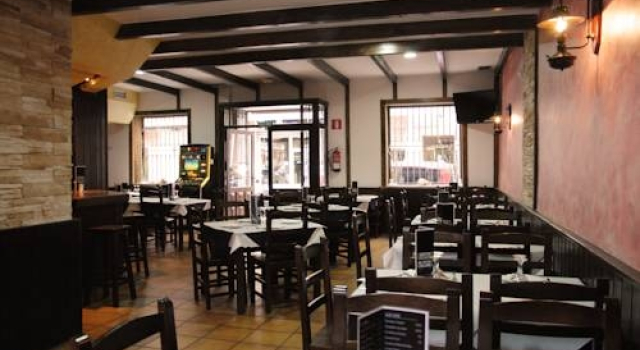 Hostal-taperia La Fonda