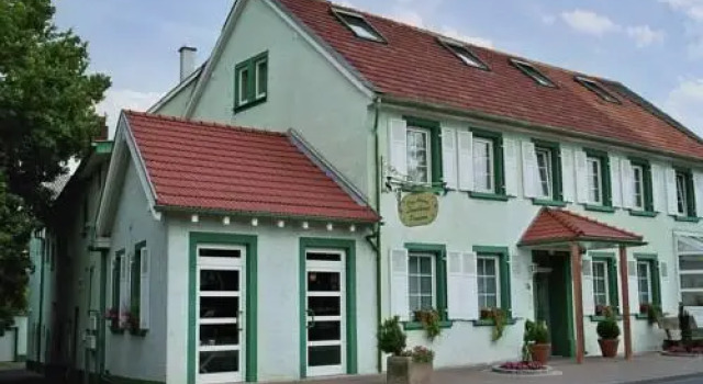 Das kleine Landhaus, Забронировать Отель Langenlonsheim земля Гессен