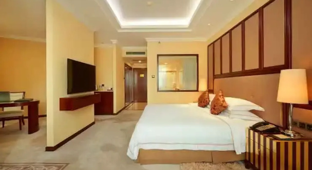 Li Lai International Hotel, Rezervovat Hotel Hotely v Quang Ninh s parkováním, Parkování