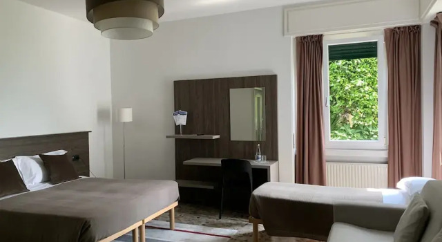 Трёхместный номер Standard Hotel Loveno