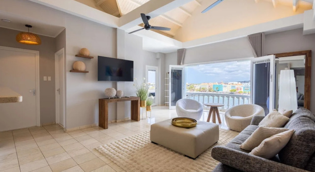 Апартаменты Chic City View Residence by the Bay