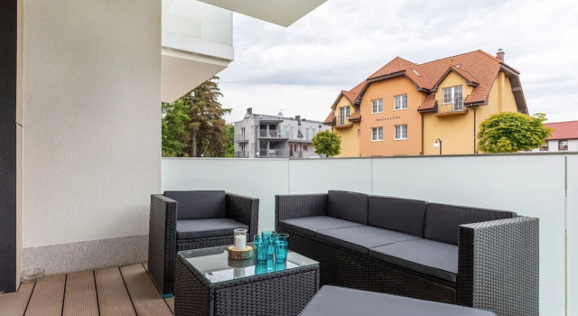 Sunny Rewal Apartments by Renters