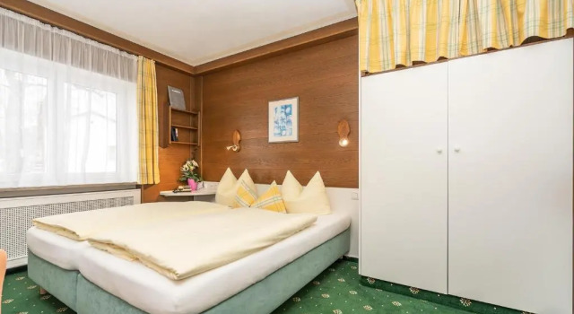 Hotel Sonnenspitz ***, Book Hotel Kochel am See Das Blaue Land