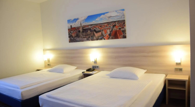 ECONTEL HOTEL München, Varaa Hotelli Hotellit Baijeri pysäköinnillä, Pysäköinti