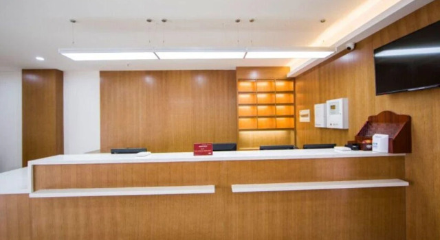 Elan Hotel Jiangyin Junwu Road, Prenota Hotel Jiangyin Jiangsu