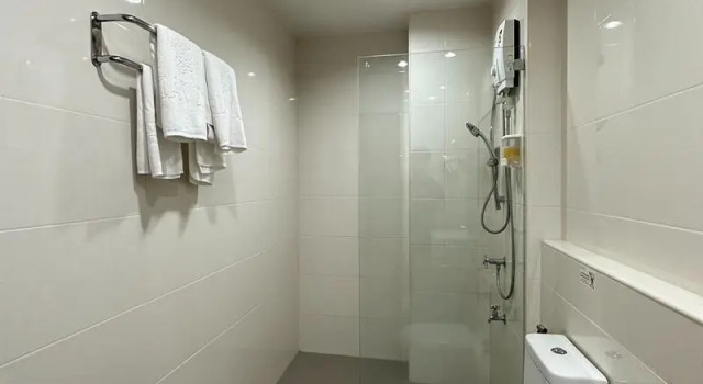 Двухместный номер Deluxe с балконом Phavina Hotel & Grand Boutique Rayong