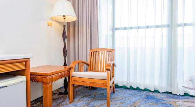 Четырёхместный номер Standard с видом на море Yaling Hotel