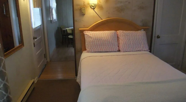 Hills Motor Court & Marina, Buchen Sie Hotel Alexandria Bay New York State