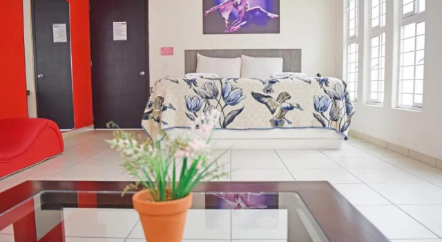 Люкс Deluxe Motel el Circo