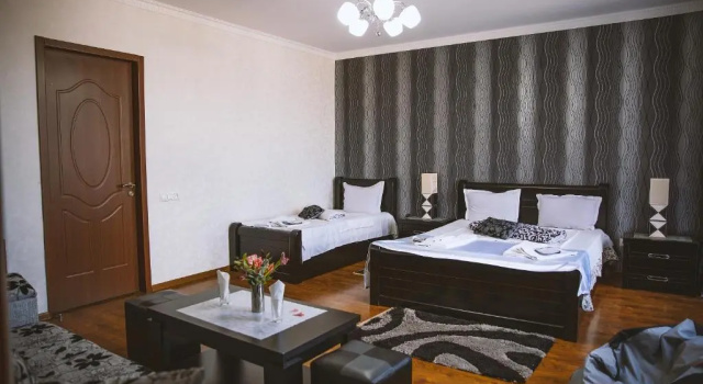 Номер Deluxe Отель Family Kolorit Old Tbilisi