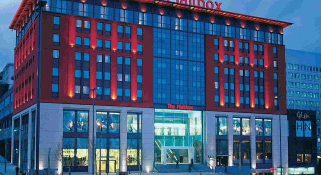 Tudors eSuites Birmingham Apartments with Gated Parking