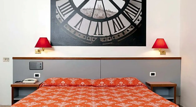 Номер Standard H&L Hotel
