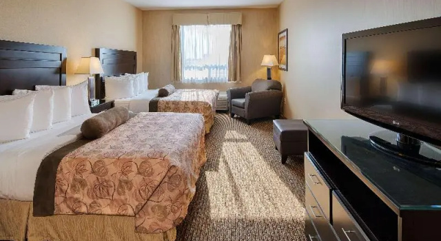 Четырёхместный номер Standard Best Western Estevan Inn & Suites