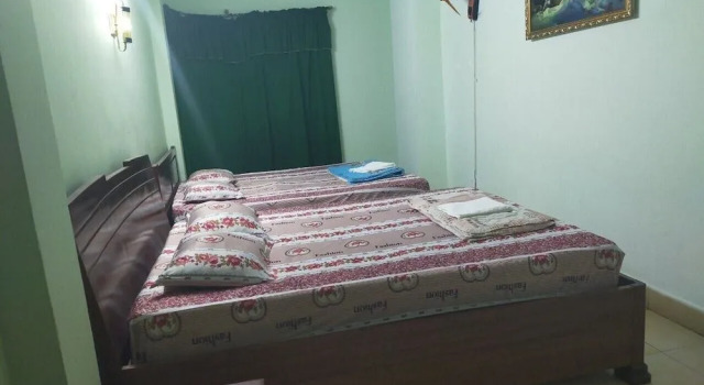 OYO 752 Mat Troi Vang