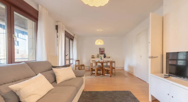 Апартаменты с 2 комнатами с балконом BAKIO BEACH II apartment by Aston Rentals