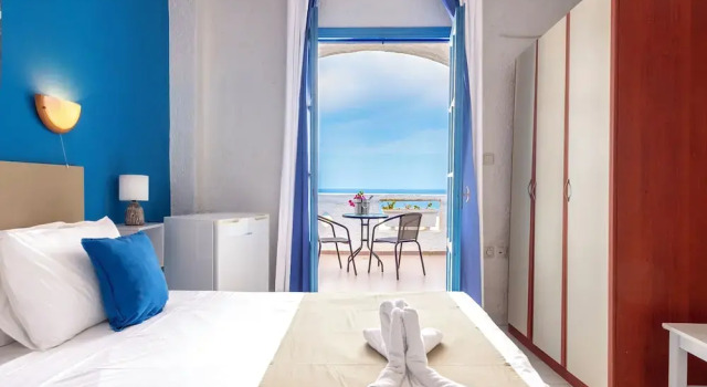 Номер Deluxe Bluu Bahari Hotel
