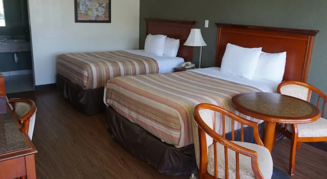 Четырёхместный номер Standard с видом на парк ISLAND HOTEL of Space Coast