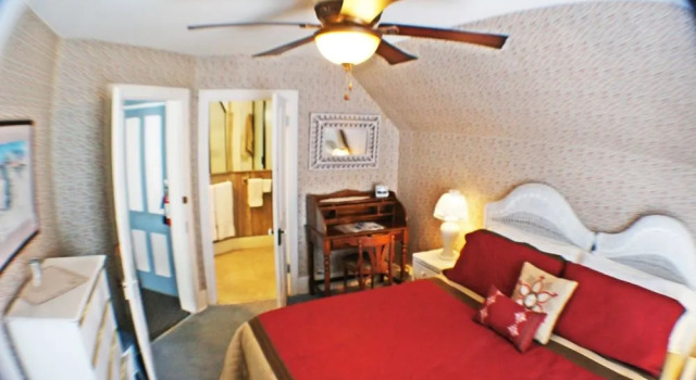 The Snow Queen Lodge and Cooper Street Lofts