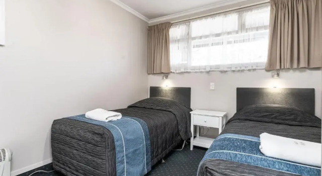 Апартаменты Amble Inn Motel
