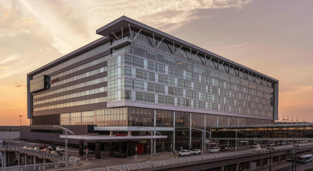 Marriott Montreal Airport, Reservar Hotel Dorval Island Quebec