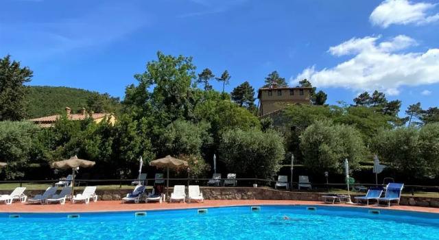 Locazione Turistica Farfalla, Book Hotel Riparbella 