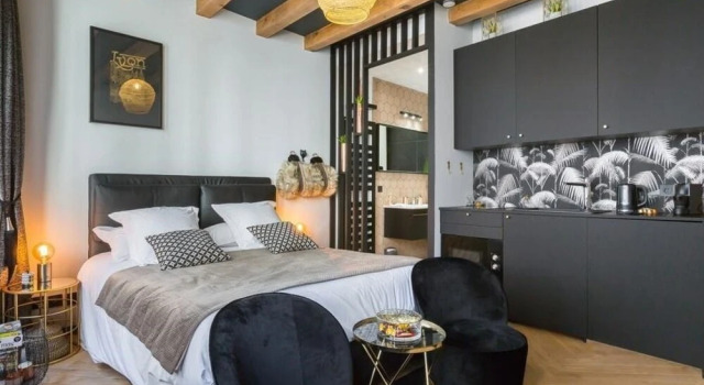 Host Inn Lyon - Petit Palais, Забронировать Отель Лион Rhône, рядом с Станция метро Saxe-Gambetta