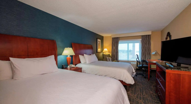 Четырёхместный полулюкс Hilton Garden Inn Tupelo