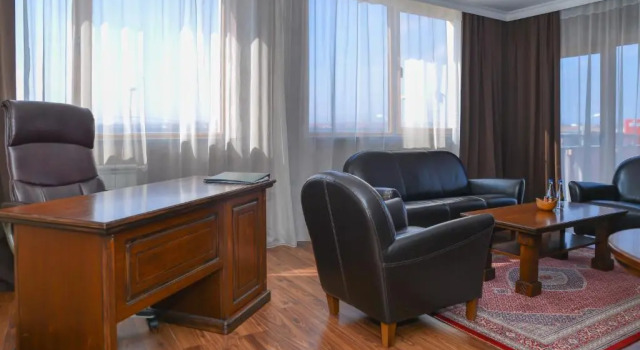 Люкс Business Hill Hotel Wellness & Spa