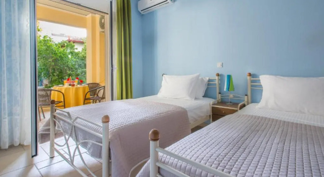 Diamante Beachfront Suites, Rezerwuj Hotel Hotele SPA w Corinthia Regional Unit, SPA
