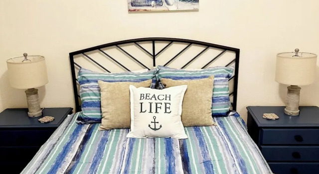 Crystal Shores West 1103, Boek Appartement Gulf Shores 