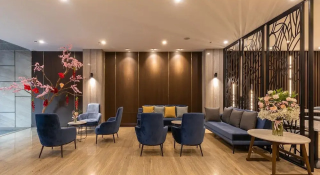 Nhat Ha Lavish Hotel