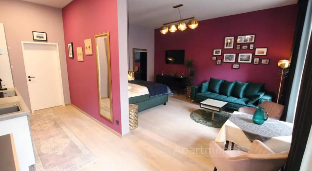 Street Living Hotel