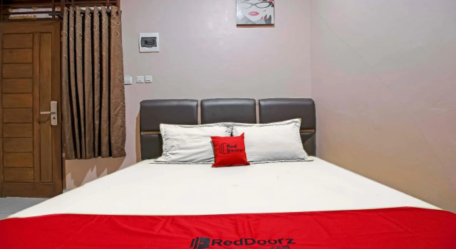 RedDoorz @ Jalan Darussalam Medan, Rezerwuj Hotel Medan Sumatra