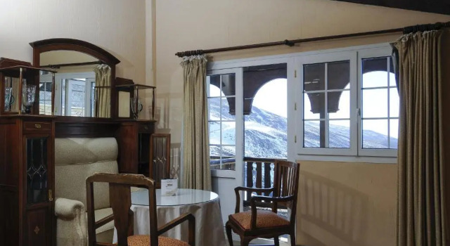 Полулюкс Hotel GHM Monachil