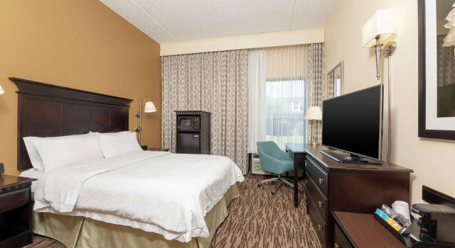 Двухместный номер Standard Hampton Inn & Suites Cleveland-Airport/Middleburg Heights