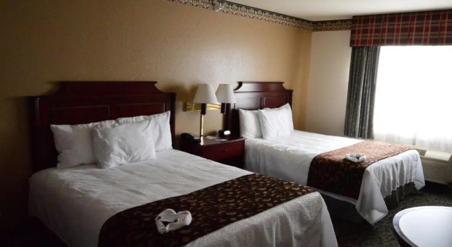 Четырёхместный номер Standard FairBridge Inn Express Dillon