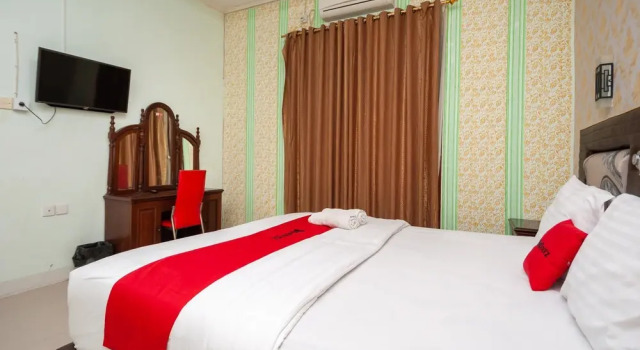 Люкс OYO 3305 Bumi Siliwangi Residence