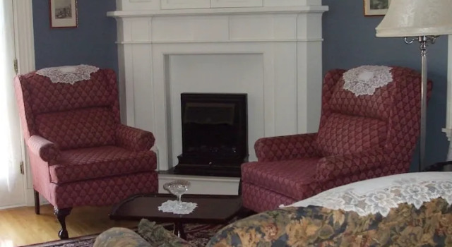 Четырёхместный люкс Deluxe с балконом Fitzroy Hall
