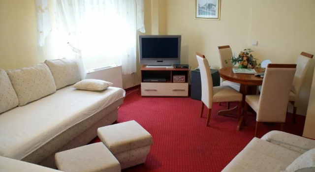 Люкс Comfort Hotel Villa Valpovo